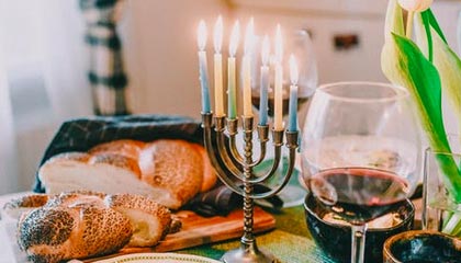 米兰体育APP官网-山东男篮惊险获胜，晋级夺冠，山东男篮惊险获胜,晋级夺冠视频